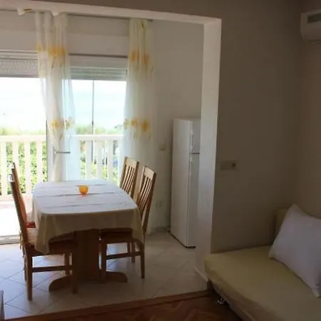 Apartment In With Sea View, Terrace, Air Conditioning, Wifi 5061-3